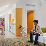 Cais Urban 4*