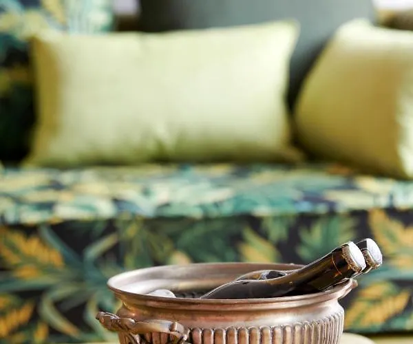 Aparthotel Cais Urban 4*