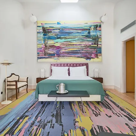 Cais Urban 4*