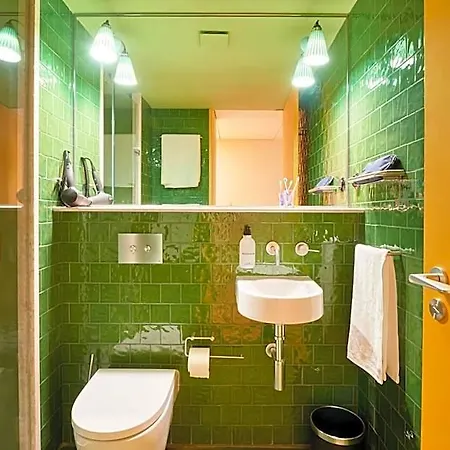 Cais Urban 4*