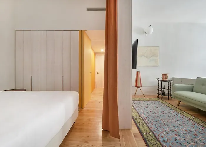 Apart-hotel Cais Urban 4*